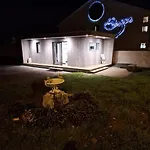 Maison Studio, Tiny House, Parking Privé, Jardin *