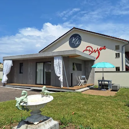 Maison Studio, Tiny House, Parking Privé, Jardin Appartamento