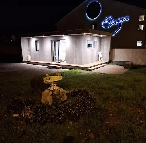 Maison Studio, Tiny House, Parking Prive, Jardin *