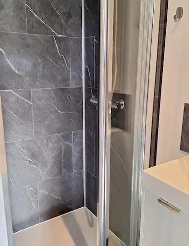 Appartamento Maison Studio, Tiny House, Parking Privé, Jardin *