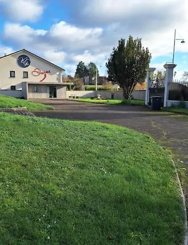 Maison Studio, Tiny House, Parking Prive, Jardin * Toul