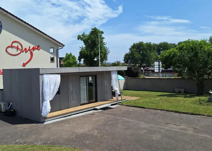 Apartament Maison Studio, Tiny House, Parking Prive, Jardin *