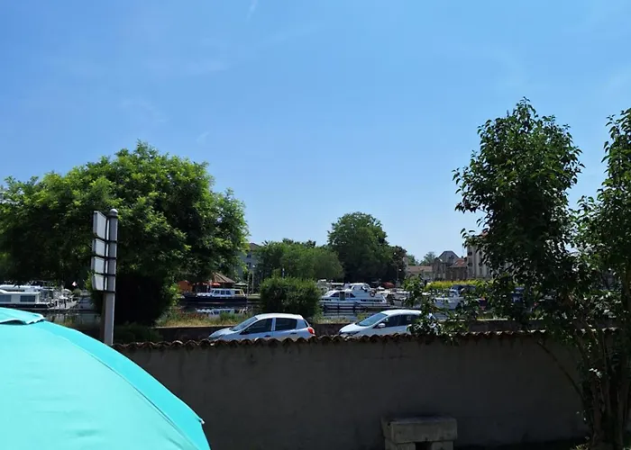 Maison Studio, Tiny House, Parking Privé, Jardin * Toul